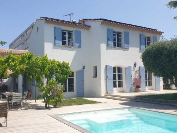 Home Stéphanie N. – Marseille (13009)